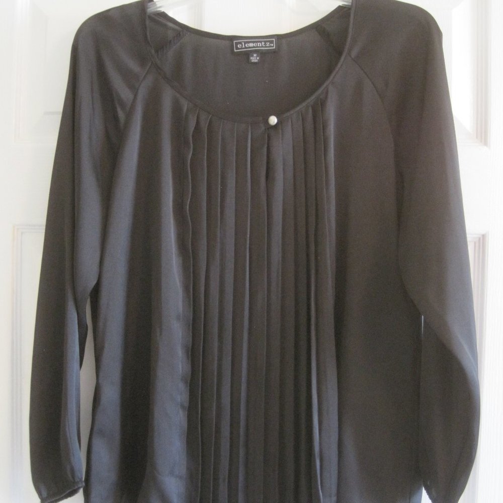 ELEMENTZ BLACK LONG SLEEVE PINTUCK TOP M NWOT $50.00